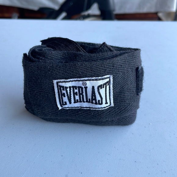 Everlast Other - Everlast hand wrap